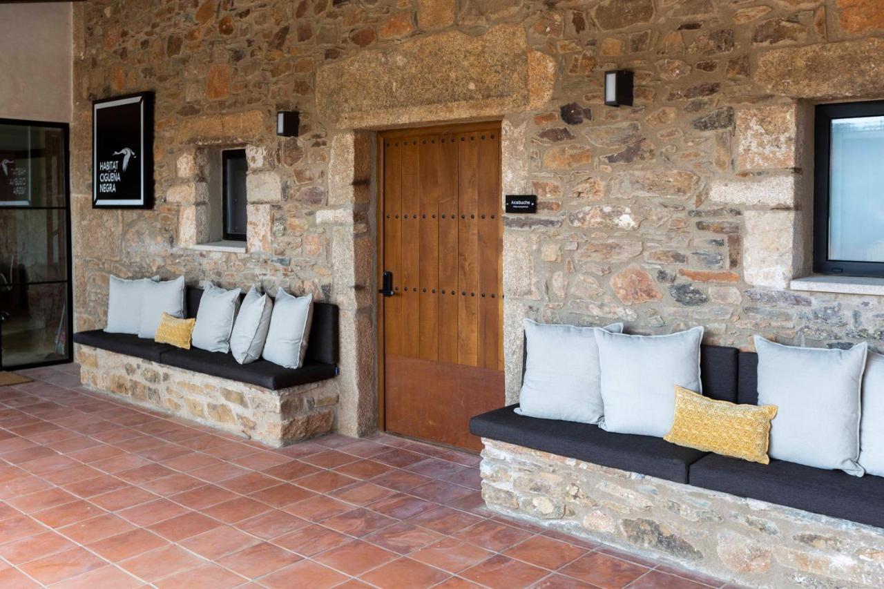 Hotel Habitat Cigueena Negra
